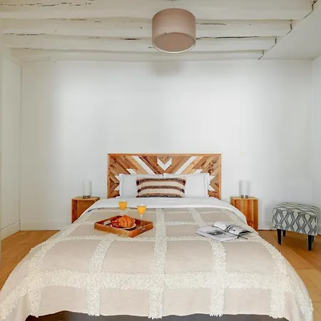 Appartamento Bnbnook - Charming 1br Near Louvre & Palais Royal Parigi