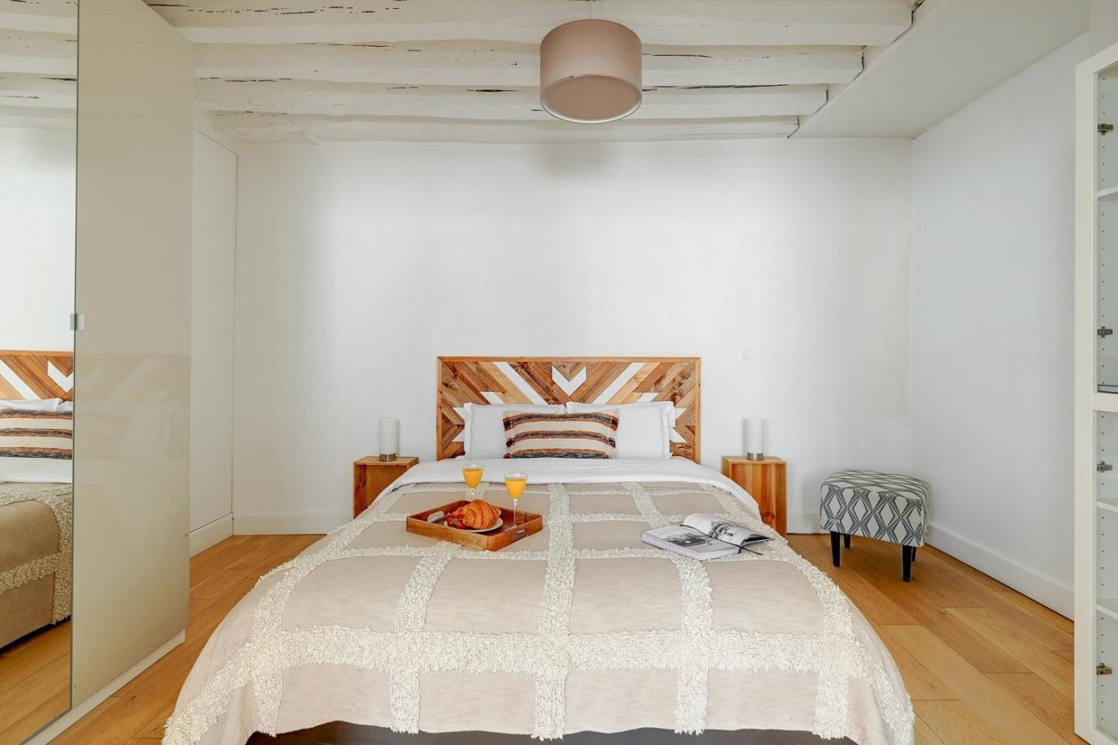 Appartamento Bnbnook - Charming 1br Near Louvre & Palais Royal Parigi